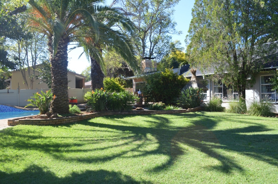 4 Bedroom Property for Sale in Flamwood North West